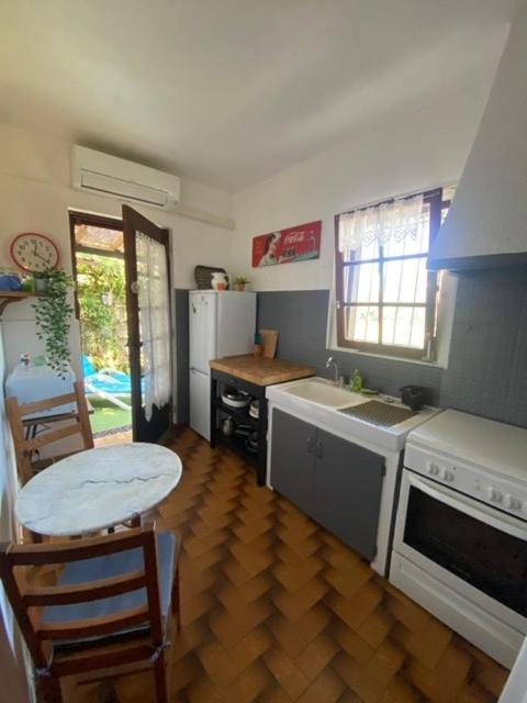 הייר Studio Grotte Des Fees מראה חיצוני תמונה